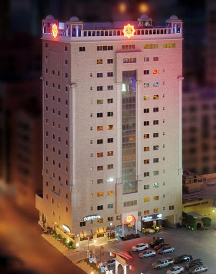 Al Safir Tower - Residence Манама Екстериор снимка