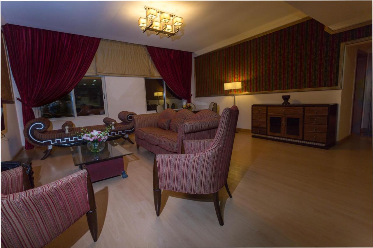 Al Safir Tower - Residence Манама Екстериор снимка