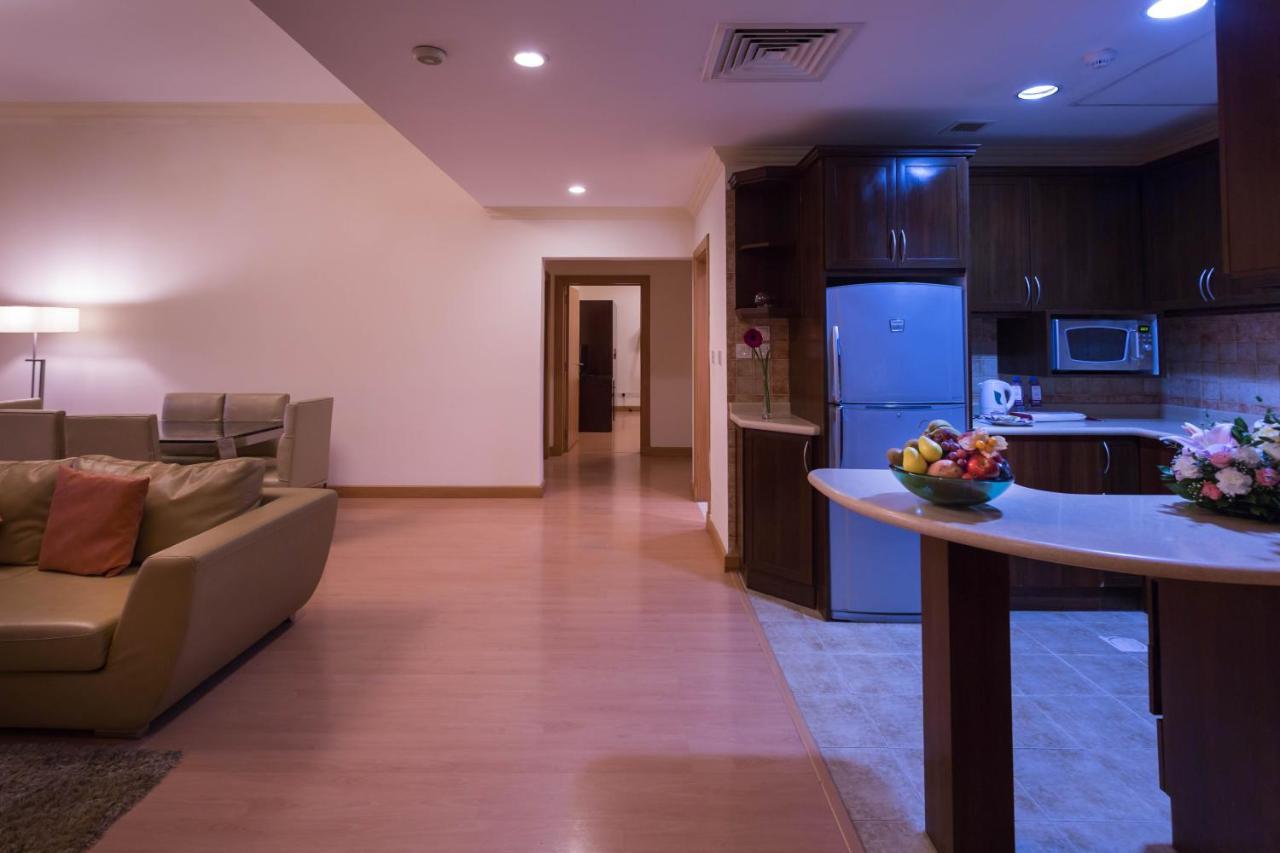 Al Safir Tower - Residence Манама Екстериор снимка